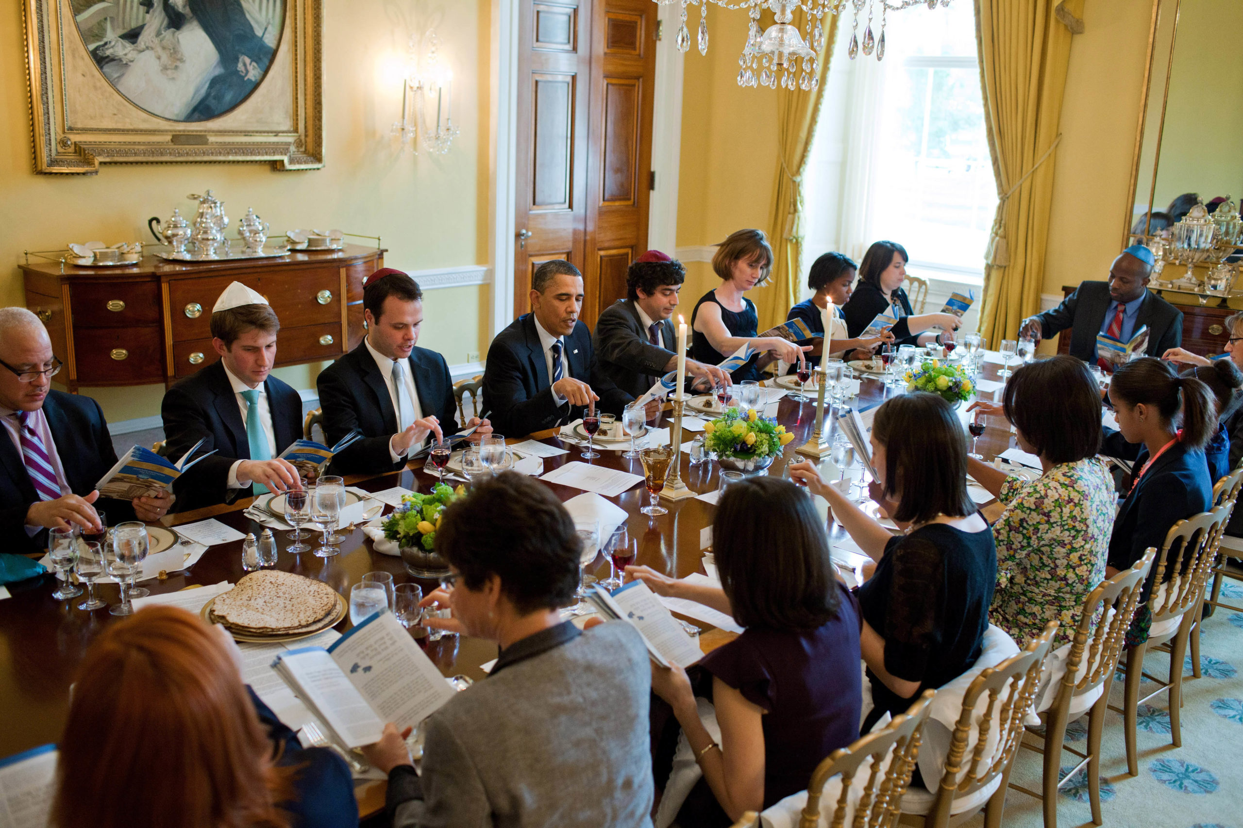 1_white-house-passover-seder-7939062